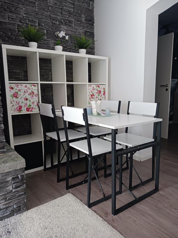 Moderne Wohnung In Ruhiger Lage Stolberg  Zewnętrze zdjęcie